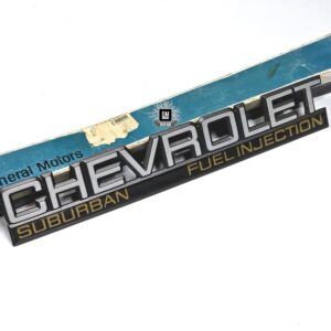 NOS GM 91-94 Chevy Suburban Tailgate Nameplate