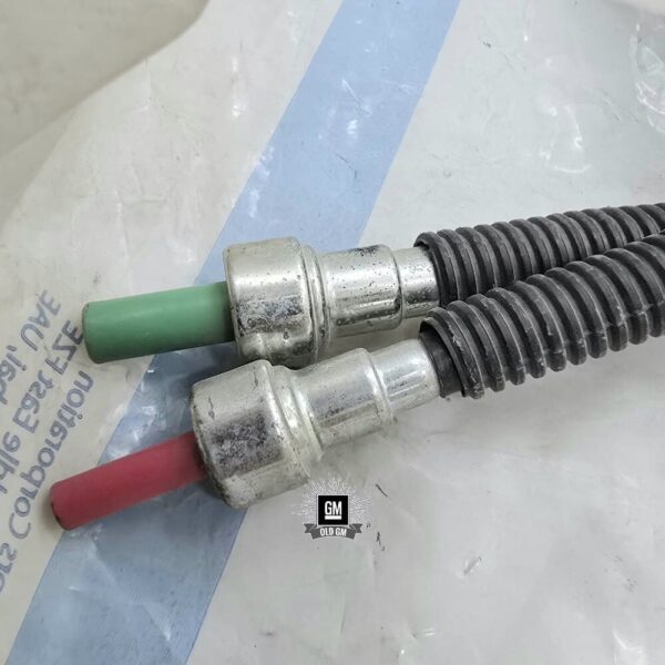 NOS GM 94-96 B Body Fuel Feed & Return Pipes - Image 2