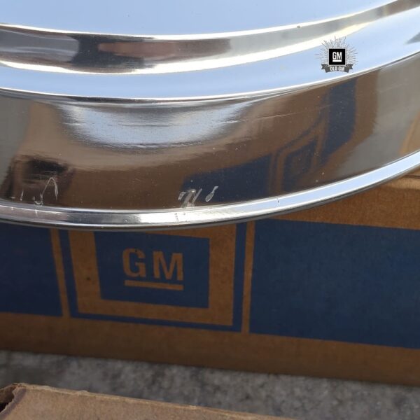 NOS GM 74-90 Caprice & Impala Dogdish Wheel Caps Set - Image 8
