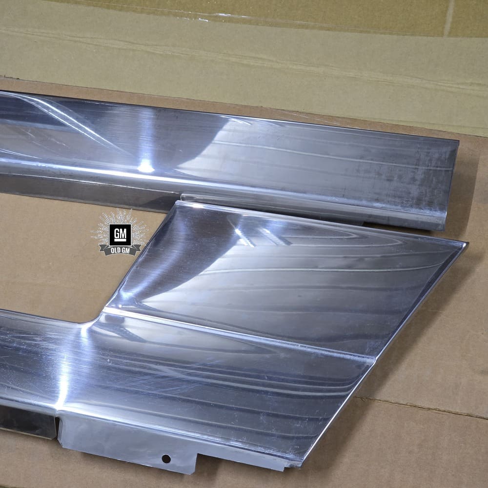 NOS GM 80-84 Electra 80-85 LeSabre Coupe Rocker Panel Molding Set 6 NOS GM 80-84 Electra 80-85 LeSabre Coupe Rocker Panel Molding Set - Image 4