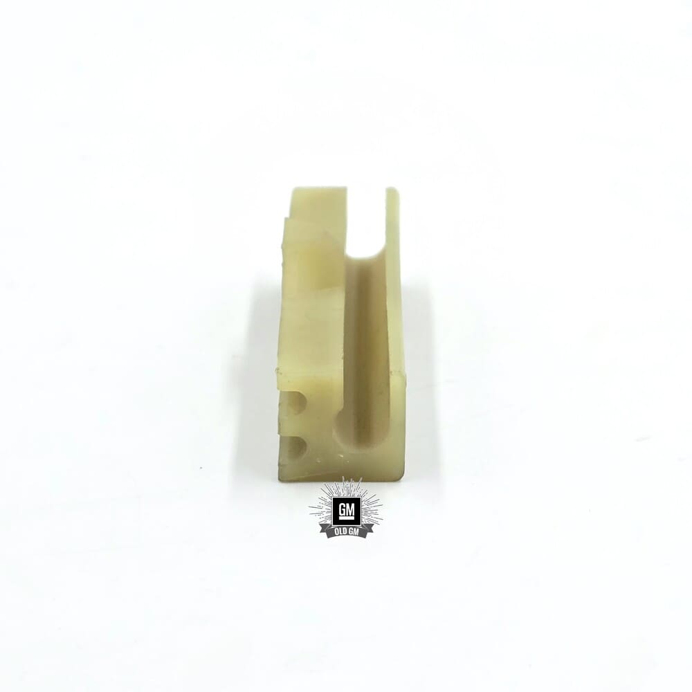 NOS GM 92-00 GMC & Chevy Truck End Gate Torque Rod LH Insulator 4 NOS GM 92-00 GMC & Chevy Truck End Gate Torque Rod LH Insulator - Image 2