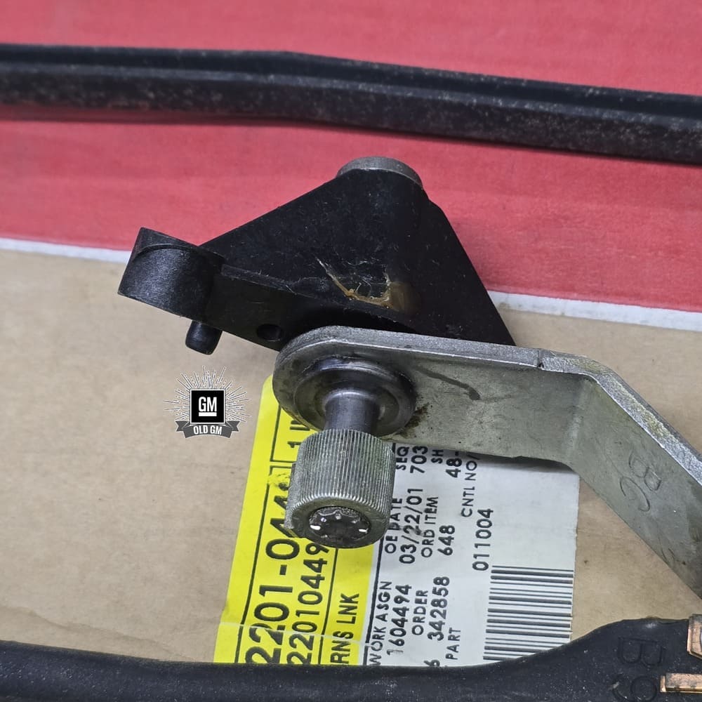 NOS GM 77-92 Windshield Wiper Transmission Set 2 NOS GM 77-92 Windshield Wiper Transmission Set - Image 2