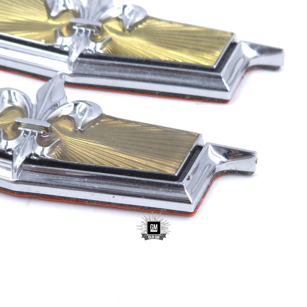 NOS GM 77-90 Caprice Crest Emblem Set 3 NOS GM 77-90 Caprice Crest Emblem Set - Image 3