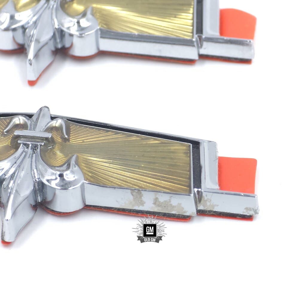 NOS GM 77-90 Caprice Crest Emblem Set 6 NOS GM 77-90 Caprice Crest Emblem Set - Image 6