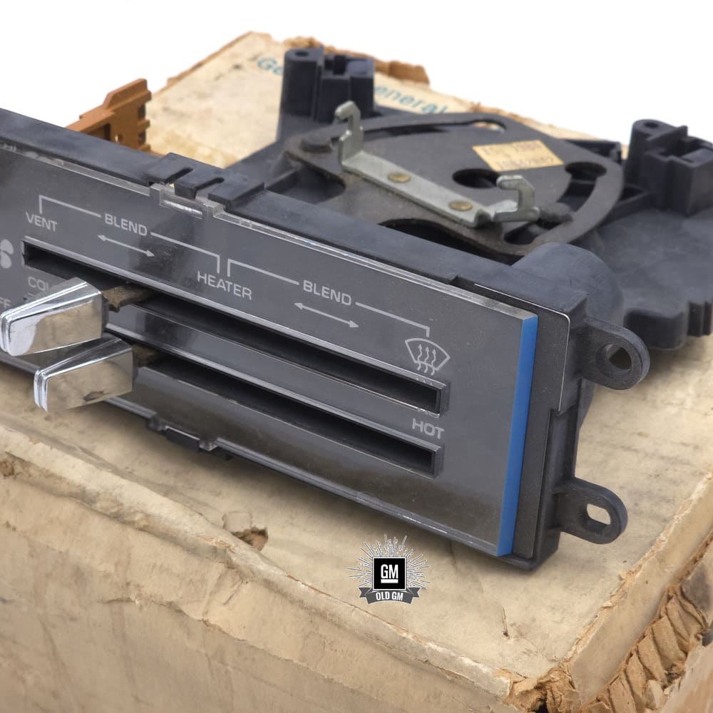 NOS 78-81 A 82-87 G Body Heater & Vent Control 3 NOS 78-81 A 82-87 G Body Heater & Vent Control - Image 3