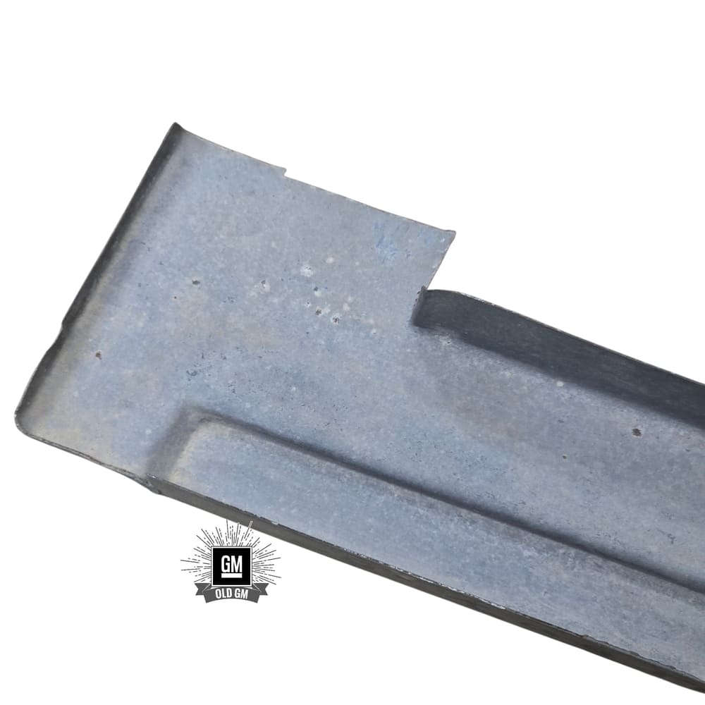 NOS GM 77-79 Caprice & Impala Front Bumper Center Filler 6 NOS GM 77-79 Caprice & Impala Front Bumper Center Filler - Image 6