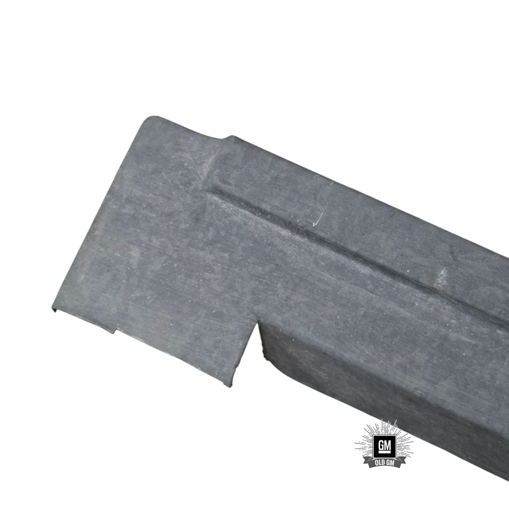 NOS GM 77-79 Caprice & Impala Front Bumper Center Filler 3 NOS GM 77-79 Caprice & Impala Front Bumper Center Filler - Image 3