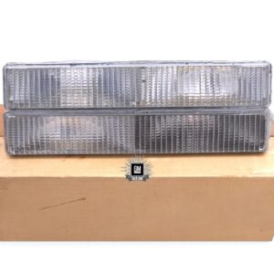 homepage 2 NOS GM 77-78 Electra 77-79 LeSabre Clear Parking Lamp Set