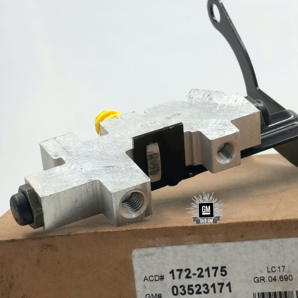 NOS AcDelco Brake Proportioning Valve 172-2175 #03523171 3 NOS AcDelco Brake Proportioning Valve 172-2175 #03523171 - Image 3