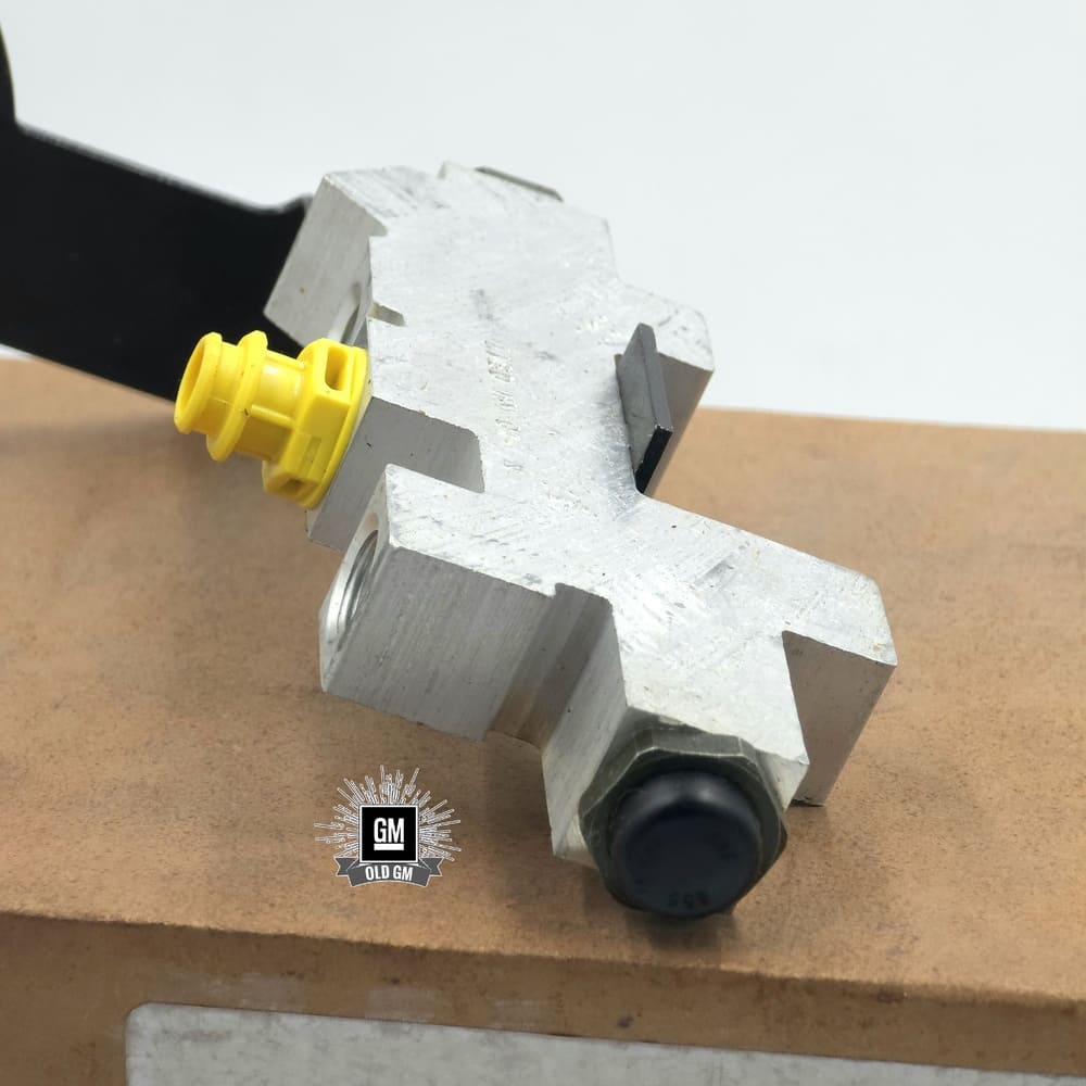 NOS AcDelco Brake Proportioning Valve 172-2175 #03523171 2 NOS AcDelco Brake Proportioning Valve 172-2175 #03523171 - Image 2
