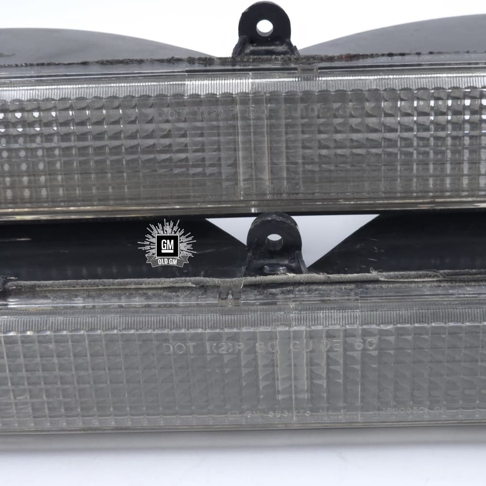 NOS GM 83 Fleetwood & DeVille Parking & Signal Clear Lamps 3 NOS GM 83 Fleetwood & DeVille Parking & Signal Clear Lamps - Image 3