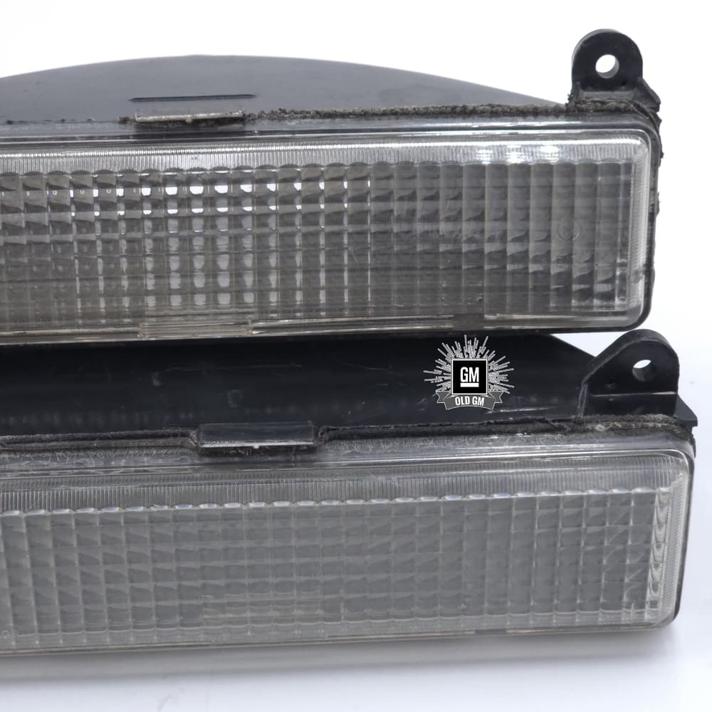 NOS GM 83 Fleetwood & DeVille Parking & Signal Clear Lamps 4 NOS GM 83 Fleetwood & DeVille Parking & Signal Clear Lamps - Image 4